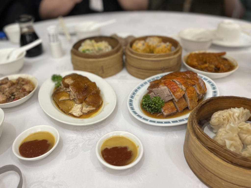 台北 飲茶 おすすめ 兄弟大飯店の梅花廳